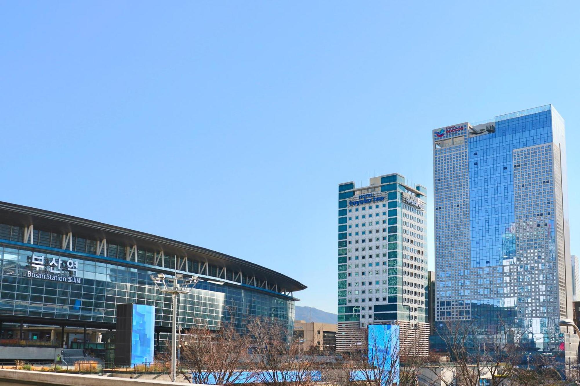 Ramada Encore By Wyndham Busan Station Екстериор снимка